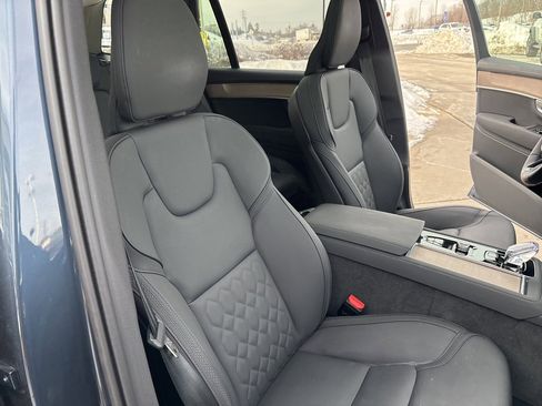 Used 2025 Volvo XC90 B5 Plus image 35