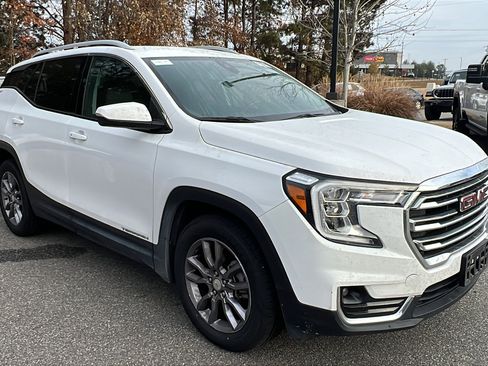 Used 2023 GMC Terrain SLT image 5