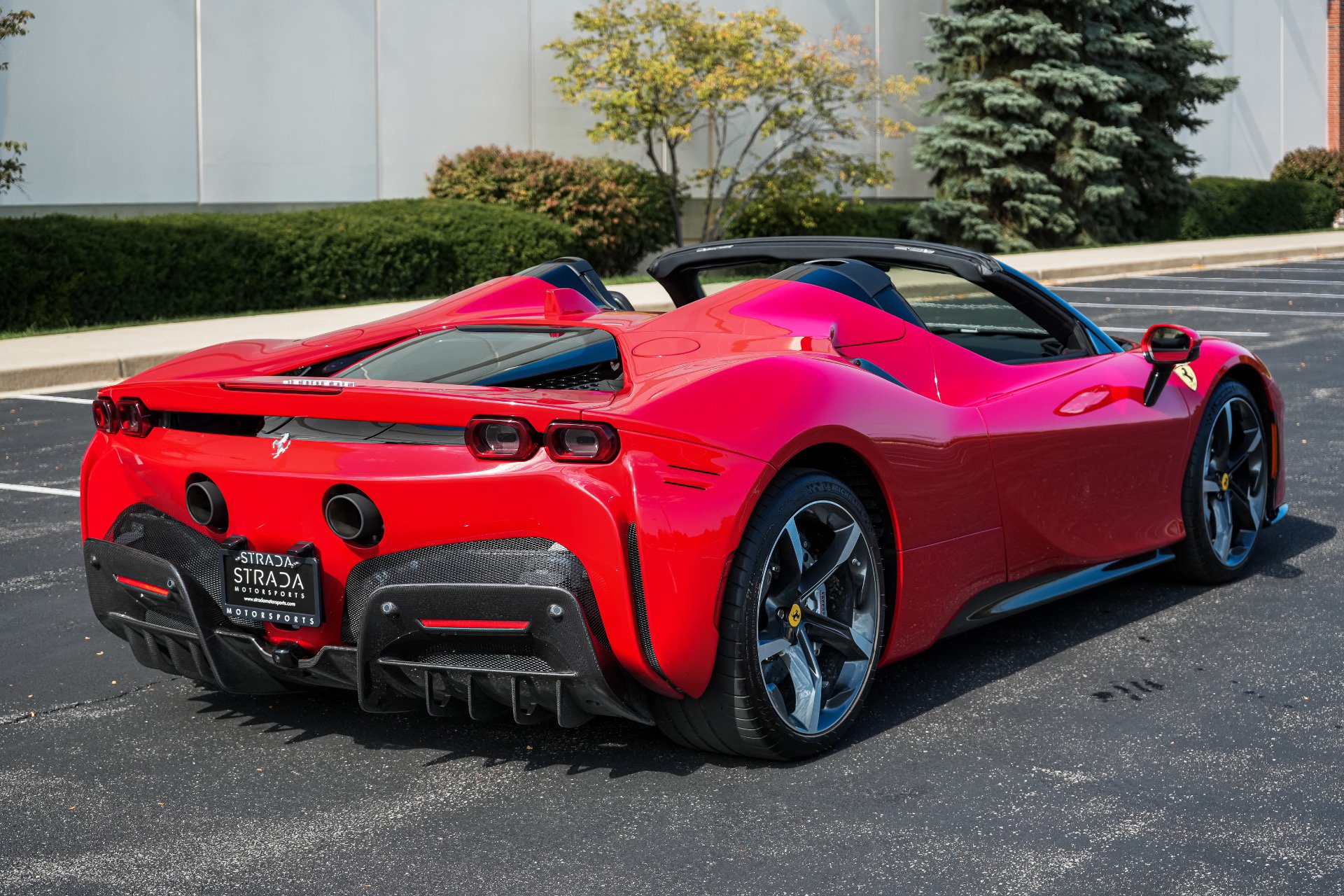 Used 2023 Ferrari SF90 Spider AWD/4WD image 7