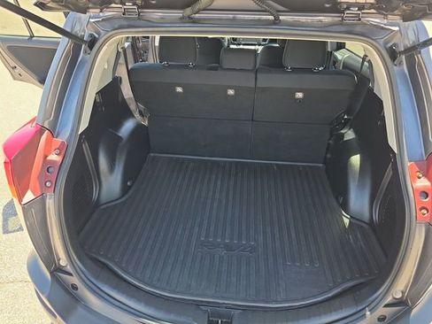 Used 2015 Toyota RAV4 XLE FWD image 29