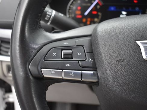 Used 2021 Cadillac XT4 Luxury w/ Driver Awareness Package FWD image 15