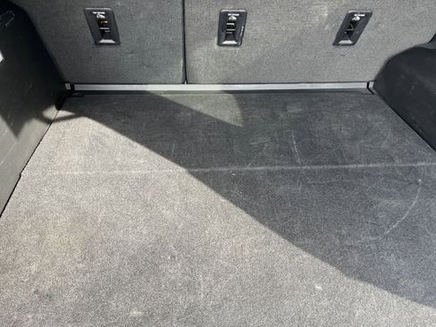 Used 2025 Chevrolet Equinox LT image 31