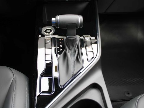 New 2025 Kia Niro EX image 34