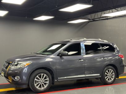 Used 2014 Nissan Pathfinder SL w/ SL Tech Package