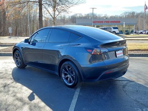 Used 2025 Tesla Model Y Long Range image 15