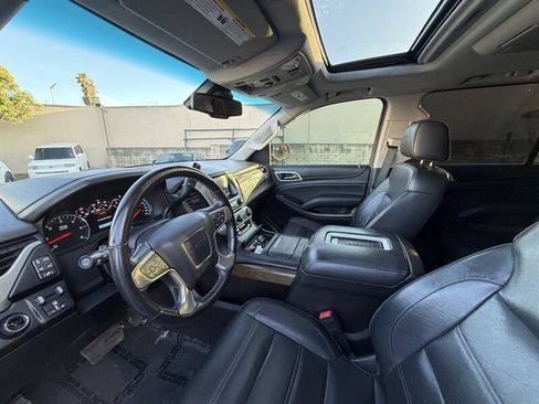 Used 2018 GMC Yukon XL Denali w/ Denali Ultimate Package image 38
