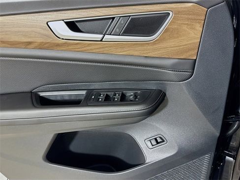 New 2026 Volkswagen Atlas SE image 15
