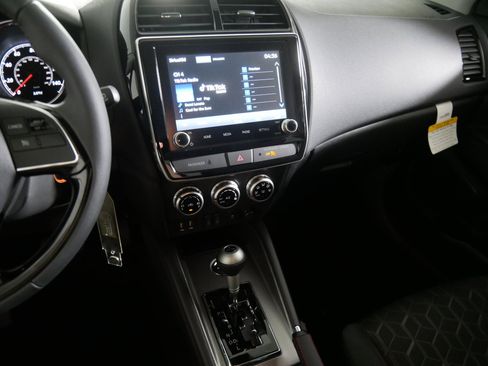 New 2025 Mitsubishi Outlander Sport LE image 5