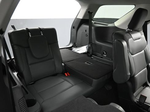 New 2025 Ford Explorer Active w/ Active Comfort Package image 14