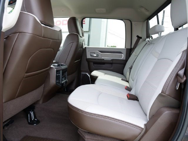 Used 2025 RAM 2500 Laramie AWD/4WD image 13