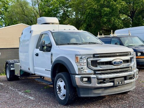 Used 2022 Ford F550 4x4 Regular Cab Super Duty image 4