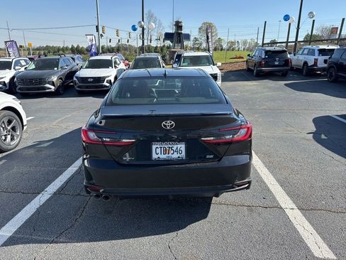 Used 2025 Toyota Camry SE w/ Multimedia Upgrade Package image 5