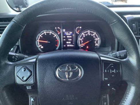 Used 2021 Toyota 4Runner TRD Off-Road Premium w/ Moonroof Package AWD/4WD image 16