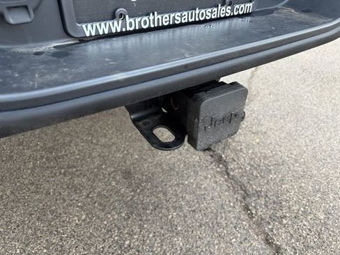 Used 2022 Jeep Gladiator Rubicon w/ LED Lighting Group image 9