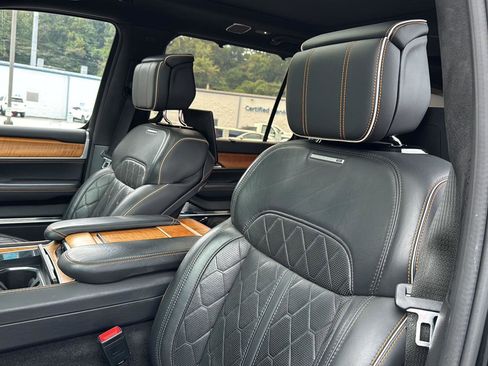 Used 2022 Jeep Grand Wagoneer Series III w/ Rear Seat Video Group 1 image 28