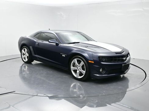 Used 2011 Chevrolet Camaro SS w/ RS Package image 2