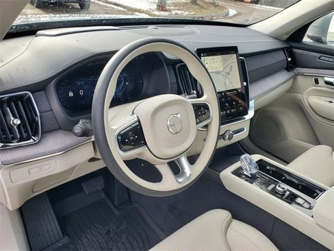 New 2026 Volvo XC90 T8 Ultra w/ Protection Package Premier image 17