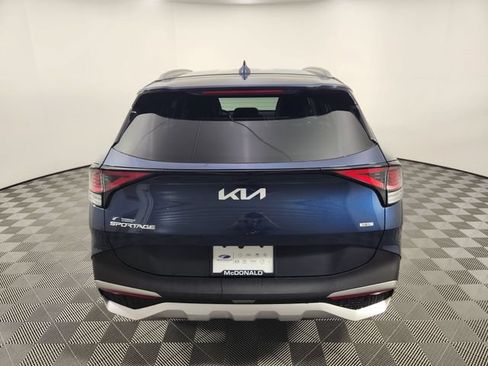 Used 2023 Kia Sportage EX AWD/4WD image 5