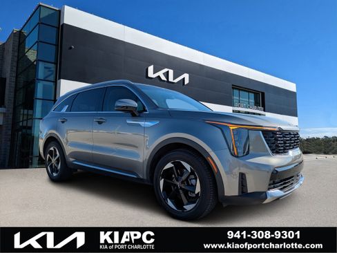 Certified 2026 Kia Sorento EX FWD image 1