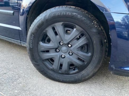 Used 2014 Dodge Grand Caravan American Value Package image 5