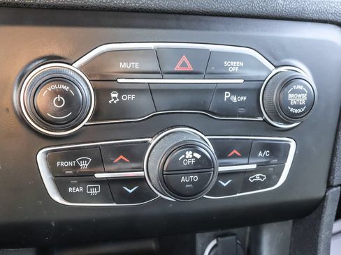 Used 2018 Dodge Charger SXT Plus w/ Driver Convenience Group RWD image 25