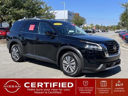 Certified 2023 Nissan Pathfinder SL w/ Lighting Package (N92)