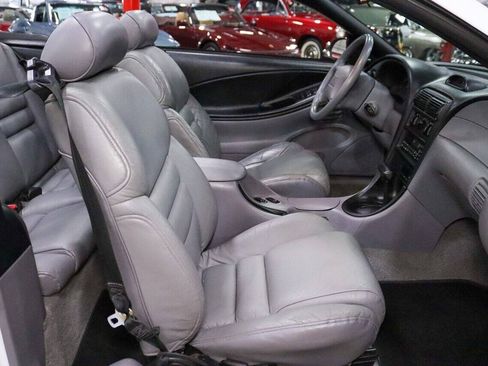 Used 1995 Ford Mustang GT RWD image 19