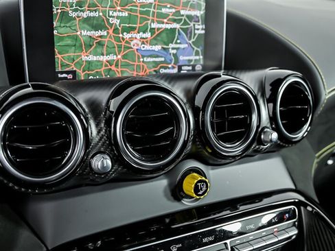 Used 2018 Mercedes-Benz AMG GT R image 26