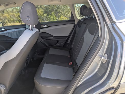 Used 2023 Volkswagen Taos S image 13