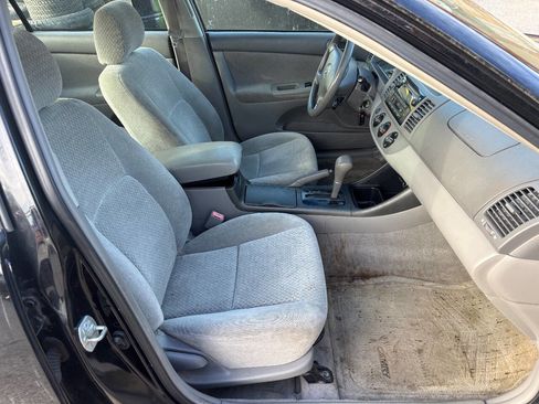 Used 2003 Toyota Camry LE image 11