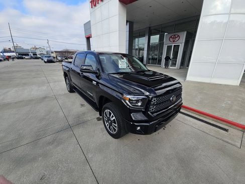 Used 2021 Toyota Tundra SR5 image 2