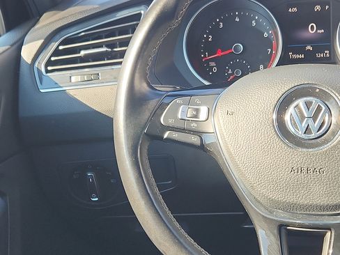 Used 2020 Volkswagen Tiguan SE R-Line w/ 3rd Row Seat Package image 15