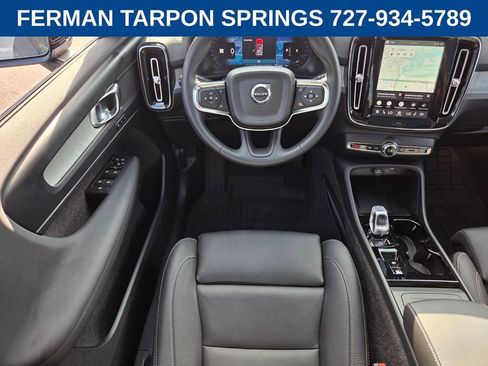 Certified 2026 Volvo XC40 B4 Plus w/ Protection Package Premier FWD image 14
