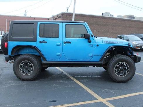 Used 2016 Jeep Wrangler Unlimited Rubicon AWD/4WD image 5