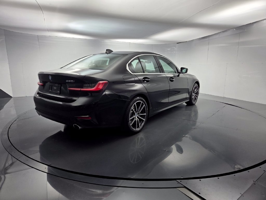 Used 2021 BMW 330i Sedan w/ Convenience Package RWD image 12