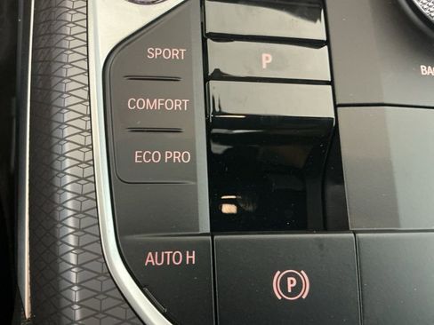 New 2026 BMW 330i Sedan w/ M Sport Package image 13