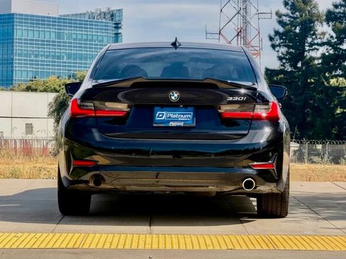 Used 2019 BMW 330i Sedan w/ Convenience Package RWD image 5