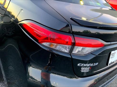 Used 2022 Toyota Corolla SE FWD image 27