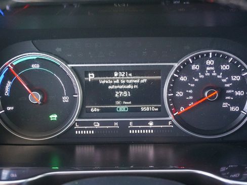 Used 2021 Kia Sorento S image 22