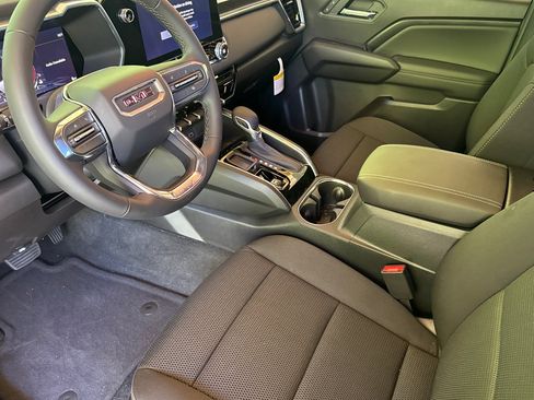New 2026 GMC Canyon Elevation w/ Convenience Package RWD image 11
