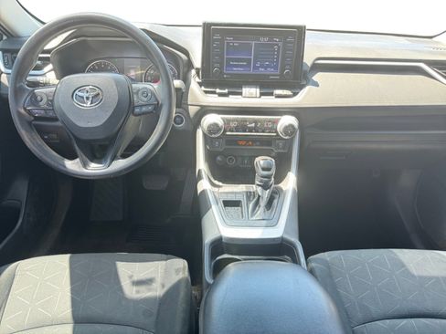 Used 2021 Toyota RAV4 XLE FWD image 14