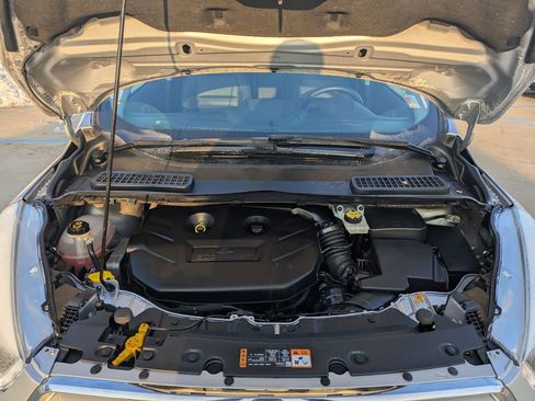Used 2019 Ford Escape Titanium AWD/4WD image 30