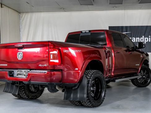 Used 2019 RAM 3500 Laramie image 9