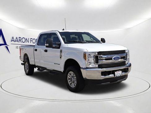 Used 2019 Ford F250 XLT w/ Snow Plow Prep Package AWD/4WD image 3