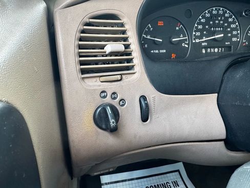 Used 1998 Ford Ranger Splash image 19