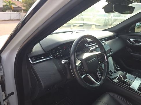 Used 2021 Land Rover Range Rover Velar S AWD/4WD image 9