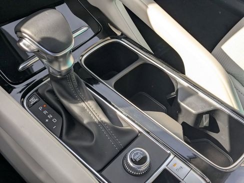 Used 2025 Kia Telluride S image 19