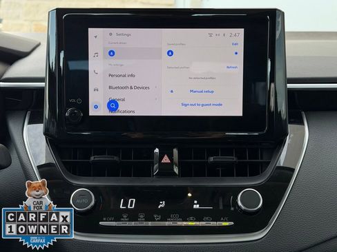 Used 2024 Toyota Corolla LE image 12