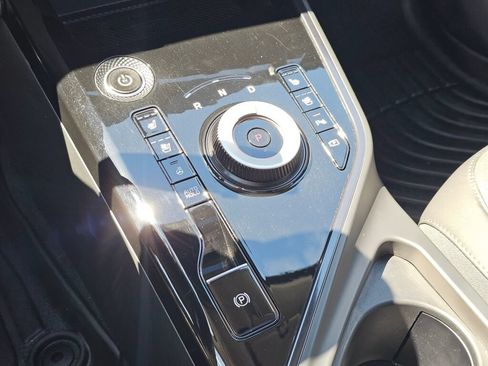 Certified 2023 Kia Niro Wave w/ Wave Preserve Package FWD image 20