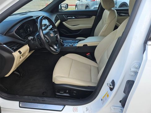 Used 2023 Cadillac CT5 Luxury image 11